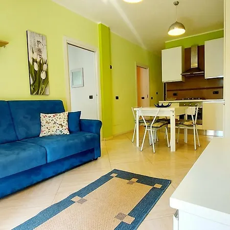Colors Pool Apartman Bardolino