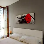 Colors Pool Apartment Bardolino