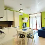 Apartment Colors Pool Bardolino