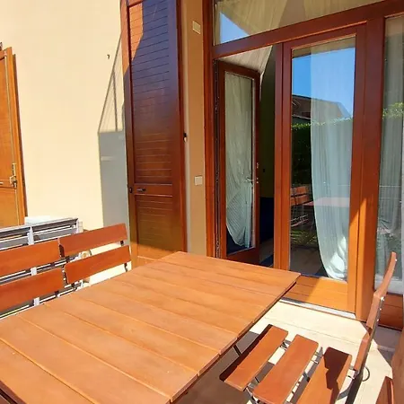 Colors Pool Apartman Bardolino
